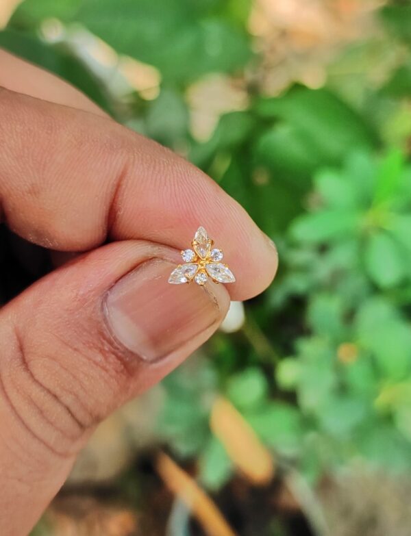 Nosepin  Sonaton  gold & zircon stone