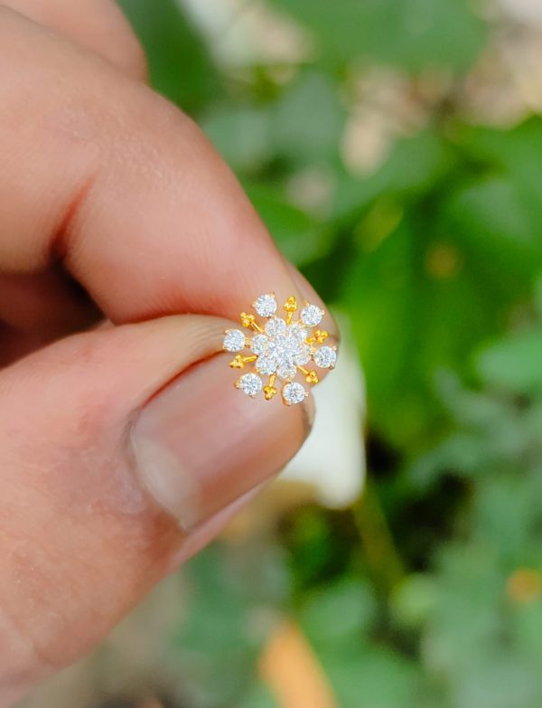 Nosepin | Sonaton  gold & zircon stone